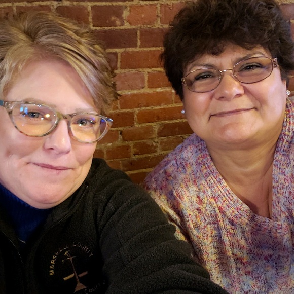 Meet your Posher, Amy - Picture 1 of 1